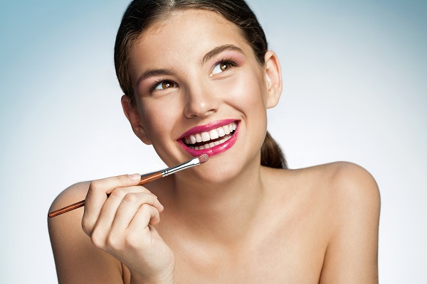 Ways To Improve Your Smile With A Smile Makeover